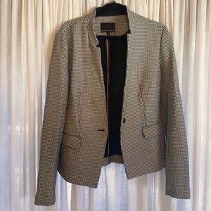 Banana Republic Size 10 Tall Black and White Blazer Jacket